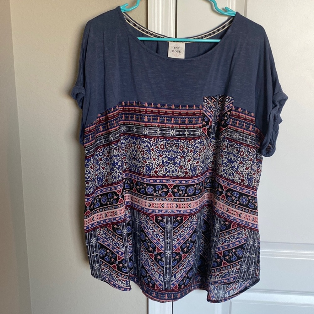 Knox Rose blouse blue with multi colored silky bottom size XXL